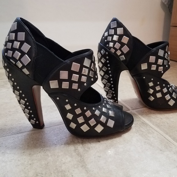 Alaia Shoes - **SOLD** ALAIA Black Leather Punk Heels ORIG $2040
